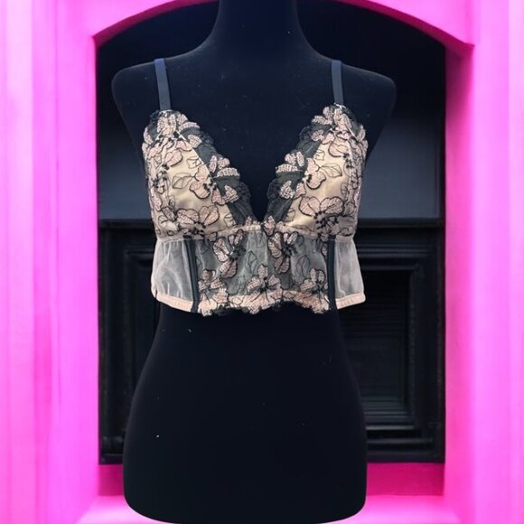 NWOT Victoria's Secret Very Sexy Floral Lace Bralette  L - Picture 1 of 2